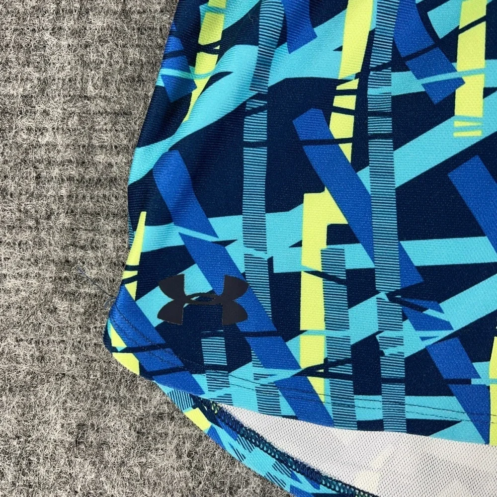 Under Armour Shorts Girls XL Loose Heatgear Activewear Gym Running Workout‎ Run